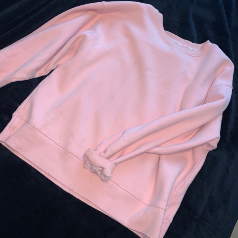 TNA. Crewneck